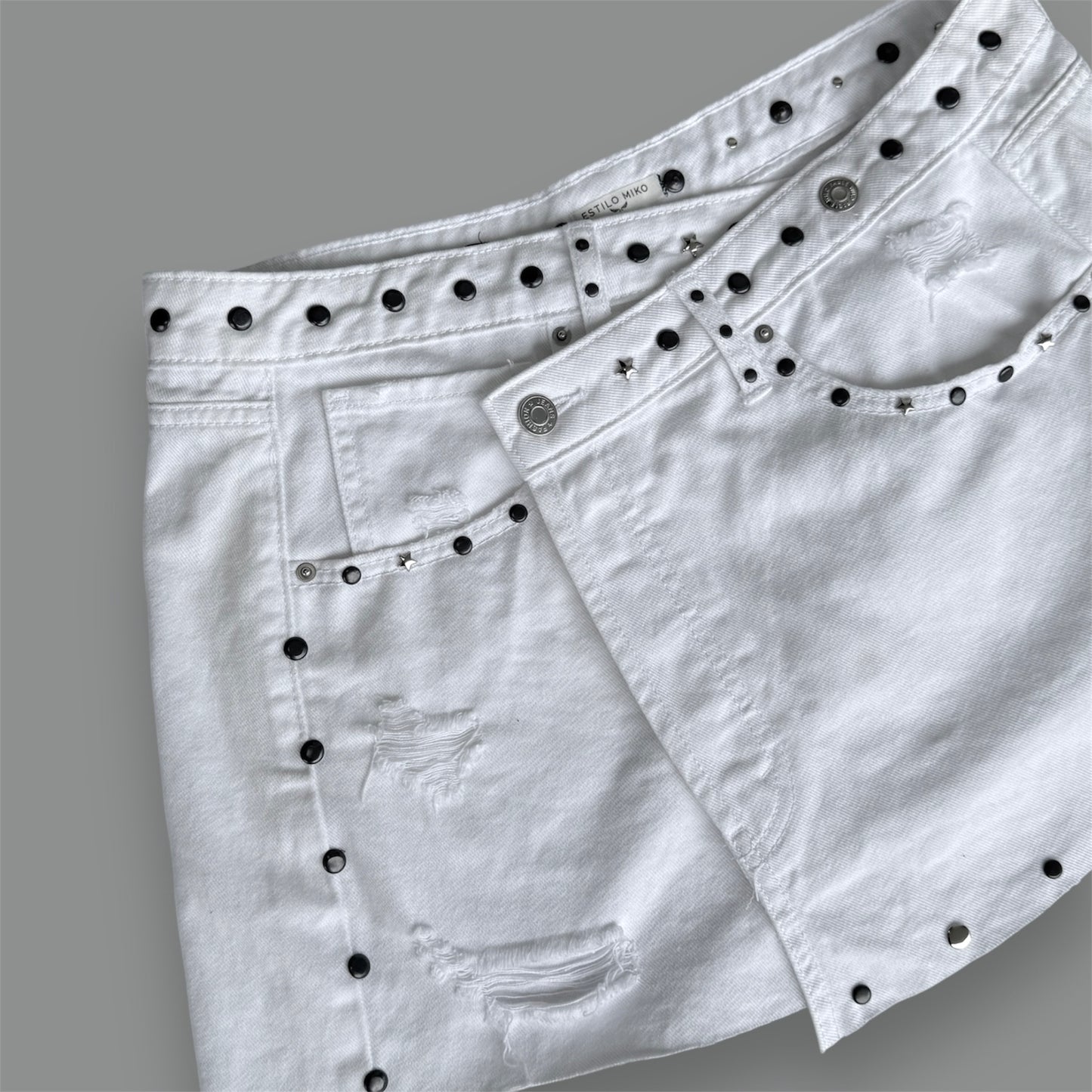 Crossed White Skirt