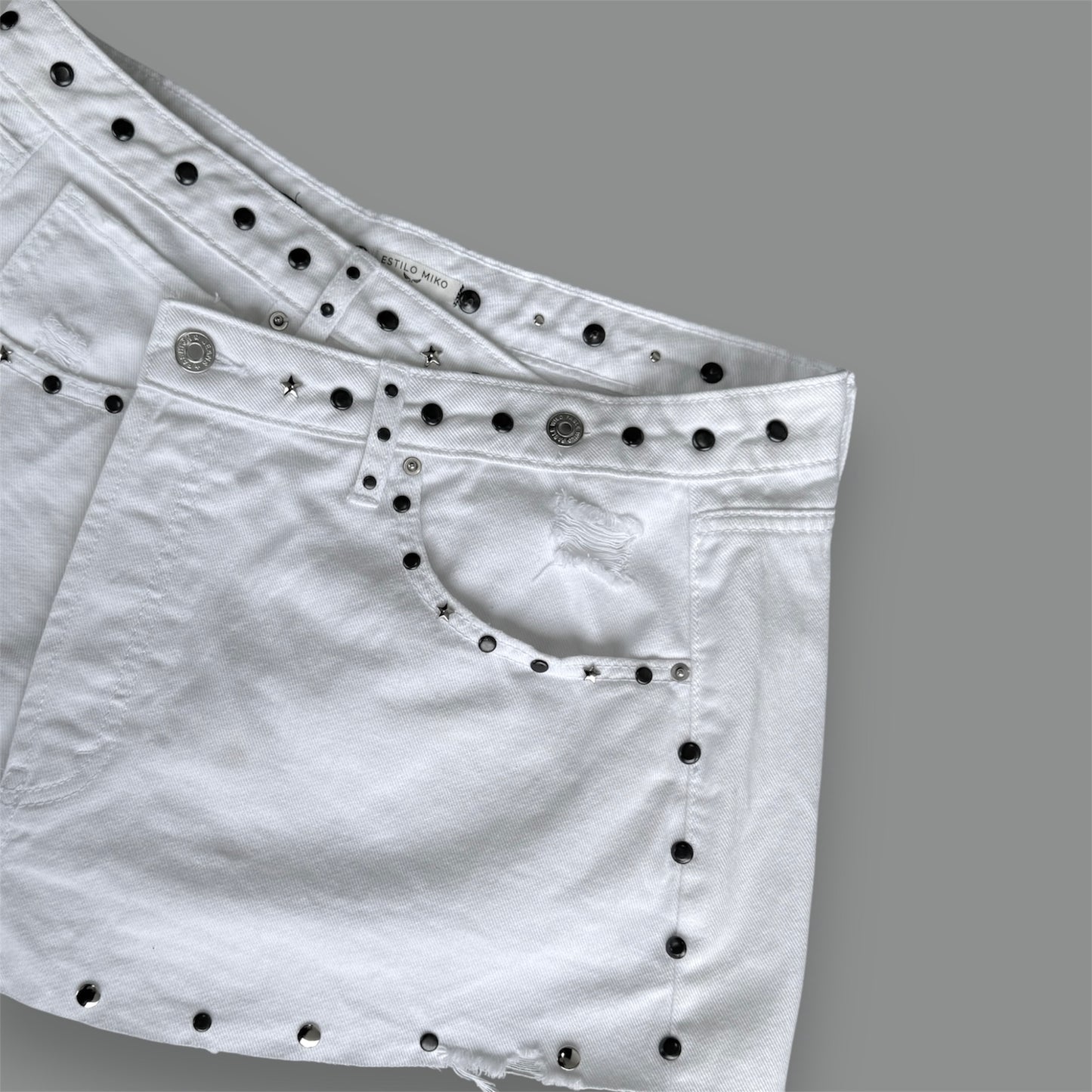 Crossed White Skirt