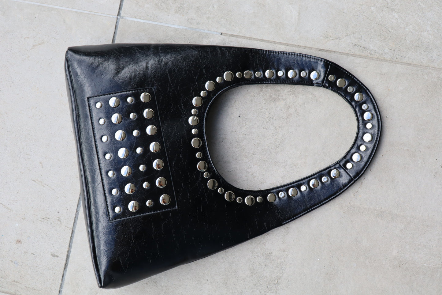 Hard To Ignore Bag