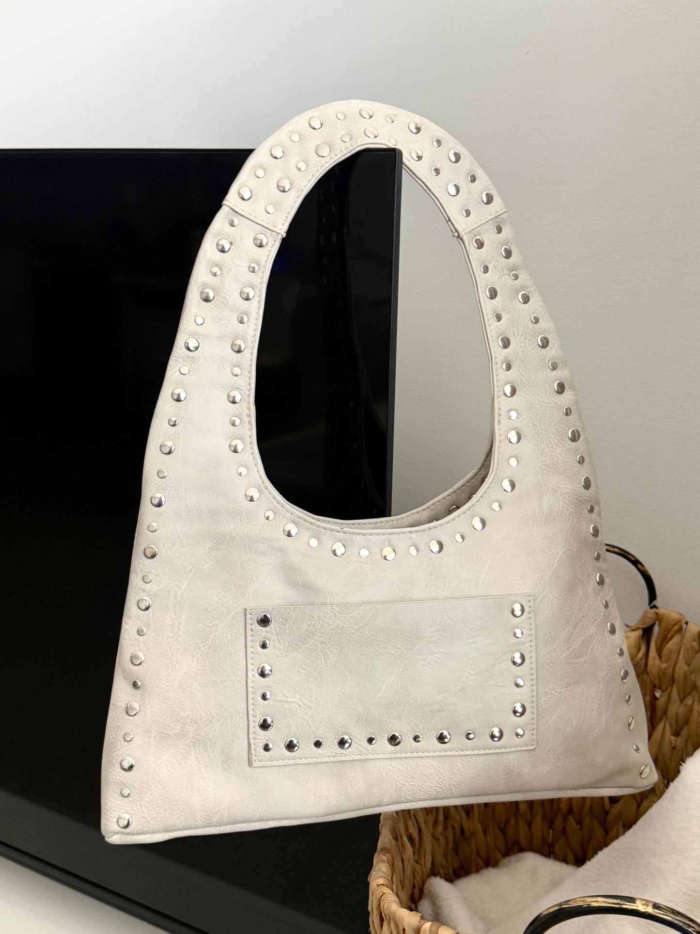Turn Heads Bag